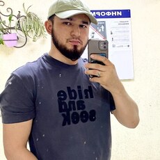 Тарас, 28, Отрадный