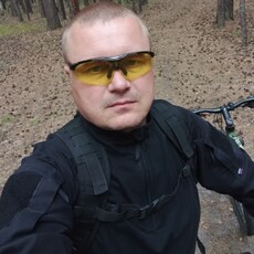 Виталий, 44, Снежинск