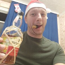 Арсений, 32, Карпинск