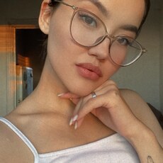 Алёна, 26, Соледар