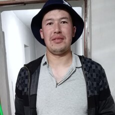 Эдик, 26, Новокубанск