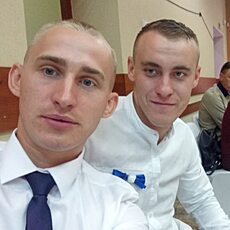 Петя, 26, Саки