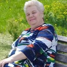 Снежа, 70, Семилуки
