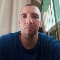 Виктор, 35, Бор