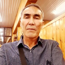 Альберт, 55, Уяр