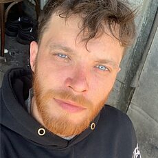 Лёня, 33, Макарьев