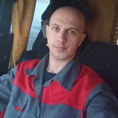Свят, 41, Мончегорск