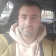 Андрюха, 37, Артём
