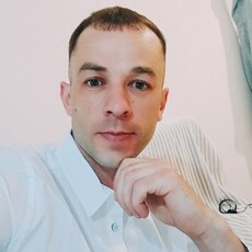 Роман, 32, Электрогорск