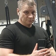 Артём, 42, Арамиль