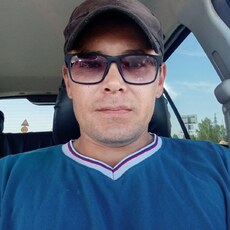Гоша, 32, Бежецк