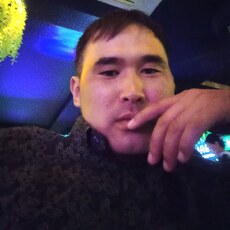 Юрий, 30, Зеленогорск