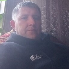 Вячеслав, 40, Губаха