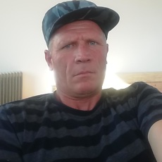 Артём, 50, Дубовка