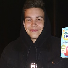 Савелий, 24, Белгород