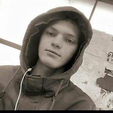 Лёня, 27, Тольятти