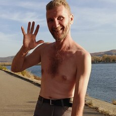Артём, 37, Дивногорск