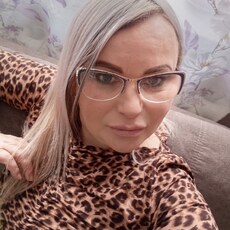 Валя, 42, Магадан