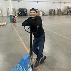 Эмиль, 27, Москва