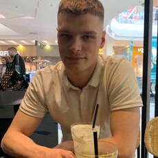 Алексей, 25, Тосно