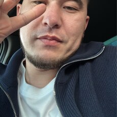 Никон, 25, Лангепас