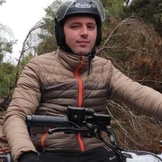 Назар, 30, Сватово