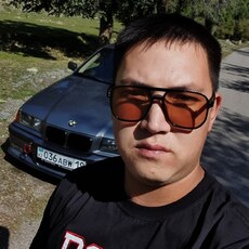 Эдик, 29, Бронницы