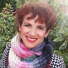 Виктория, 49, Короча
