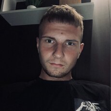 Юлиан, 22, Озёрск (Калининградская область)