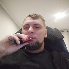 Лёша, 29, Отрадный