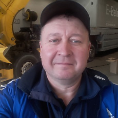 Валерий, 56, Макеевка