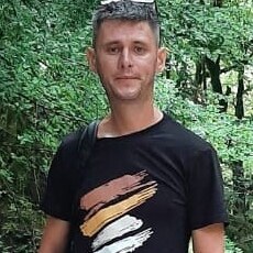 Исаак, 38, Нея