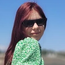 Маша, 21, Кировск (ЛНР)