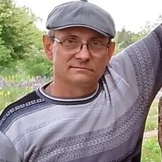 Олег, 47, Иланский