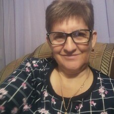 Лена, 60, Пласт