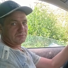 Максим, 53, Краснодон