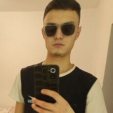 Лука, 27, Малоархангельск