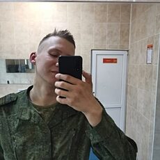 Вячеслав, 24, Щигры