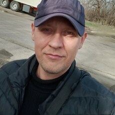 Илья, 35, Москва