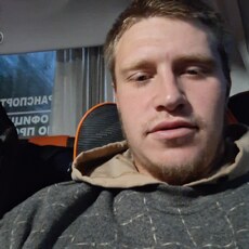 Коля, 24, Новосиль