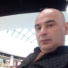 Владимир, 42, Кировград
