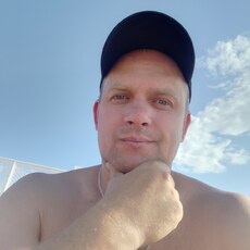 Олег, 33, Лангепас