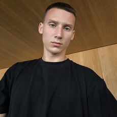 Тим, 22, Константиновка