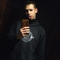 Андрей, 24, Светлогорск