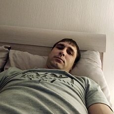 Исаак, 35, Сенгилей