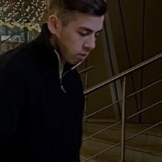 Виталий, 27, Алешки