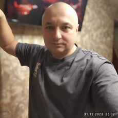 Василий, 50, Серов