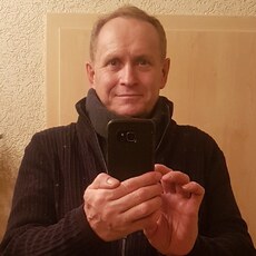 Рома, 57, Дмитриев
