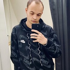 Никон, 25, Заинск