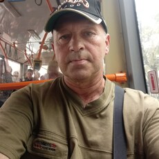 Валерий, 57, Козловка